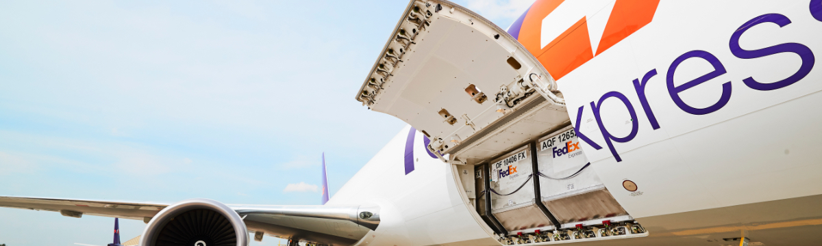 FedEx Express Plane